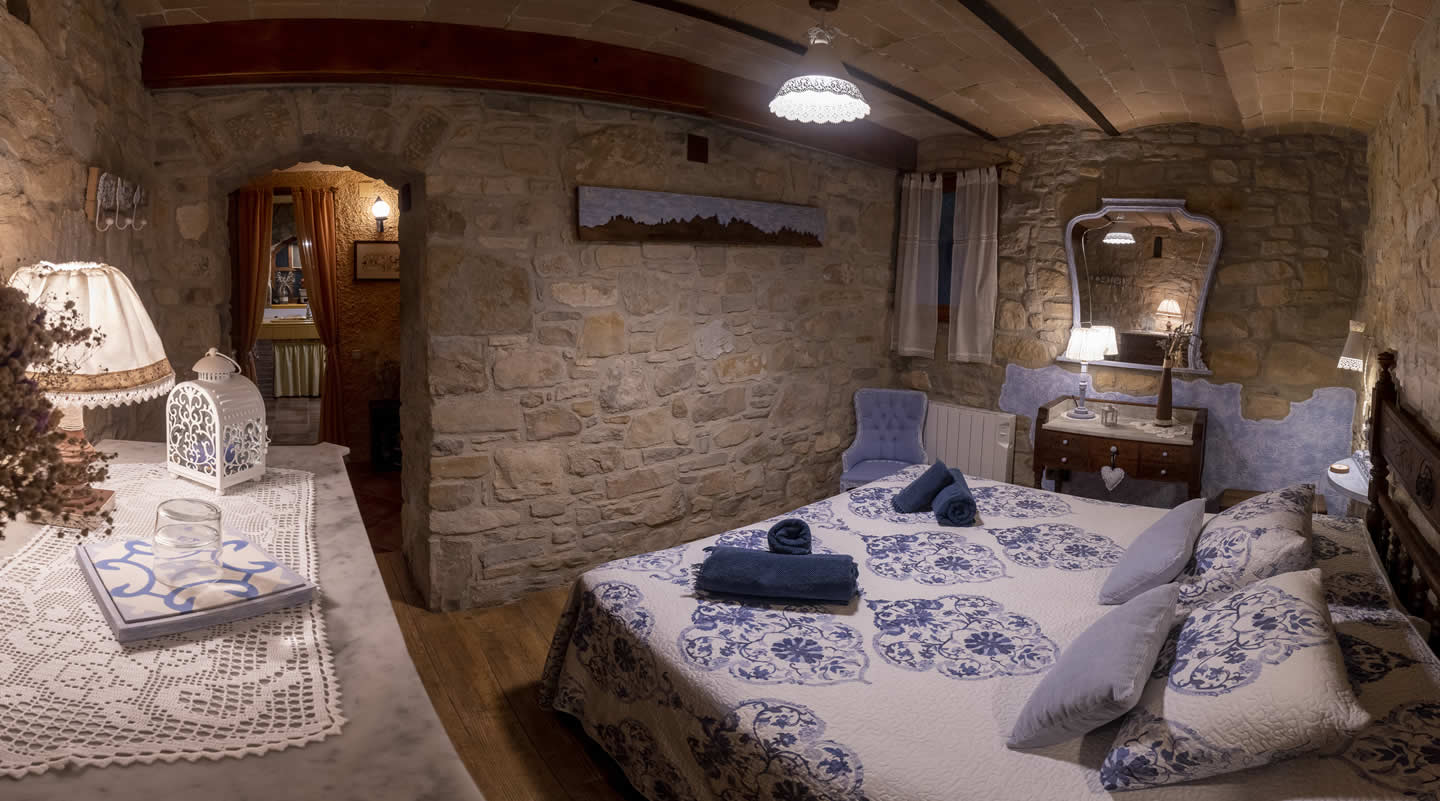 Paisatge, celler i tast amb nit a Ca la Julita