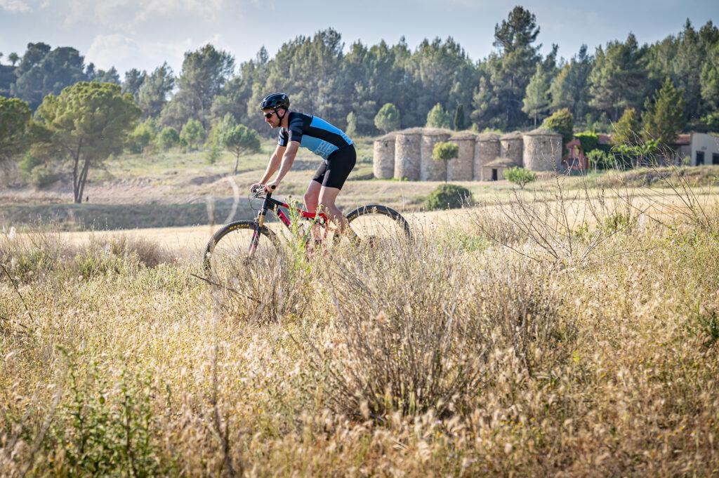 La ruta del vi de la DO Pla del Bages La ruta del vi de la DO Pla del Bages - Descobreix els Secrets del Bages:  els itineraris de Pedra Seca de la Ruta del Vi de la DO Pla de Bages